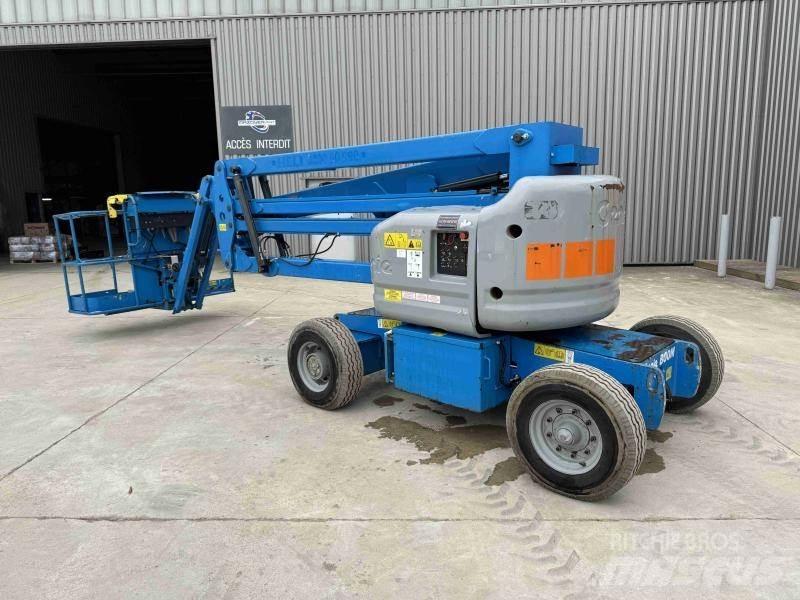 Genie Z45/25 Strēles pacēlāji