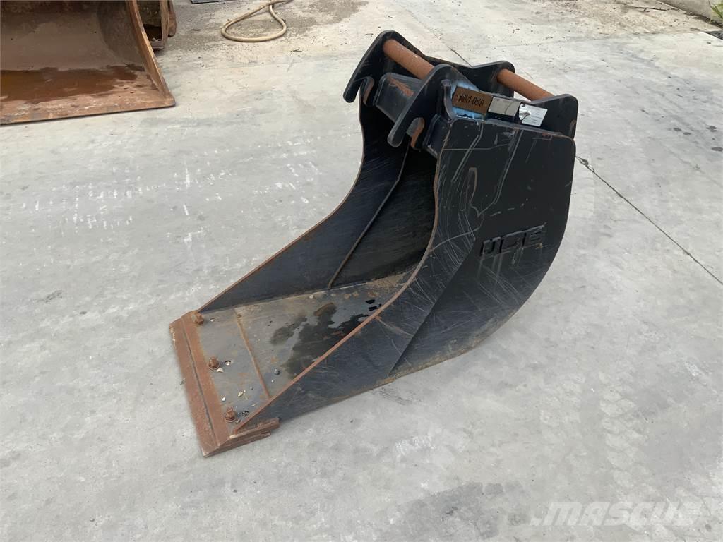 JCB 2ft bucket Lauksaimniecība- Citi