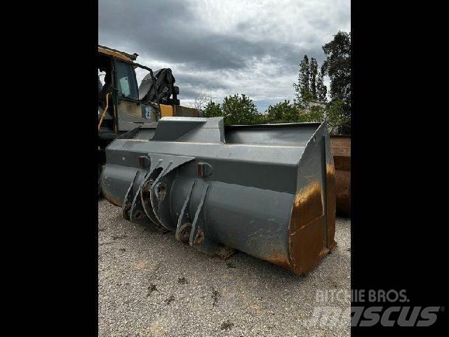 Liebherr GODET Būvniecība- Citi