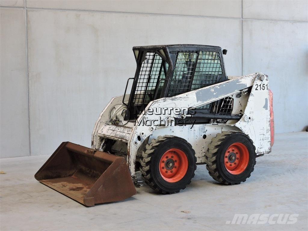Bobcat S150 Iekrāvēji uz riteņiem