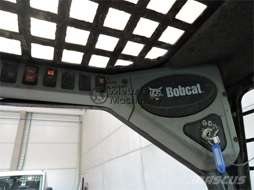 Bobcat S150 Iekrāvēji uz riteņiem