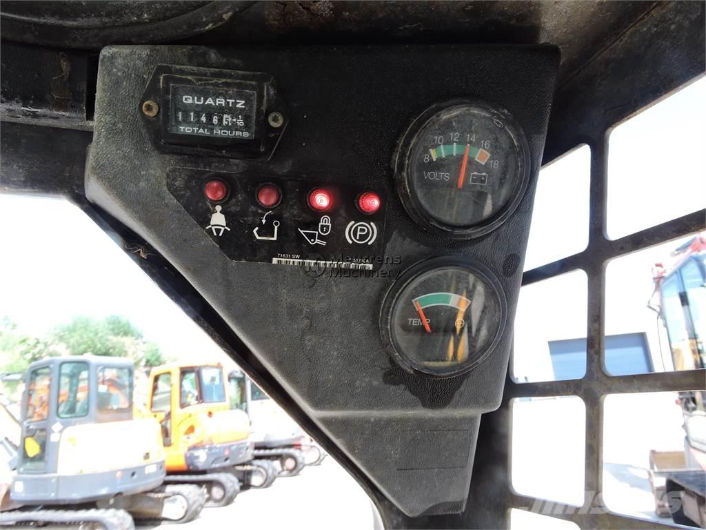 Bobcat S70 Iekrāvēji uz riteņiem