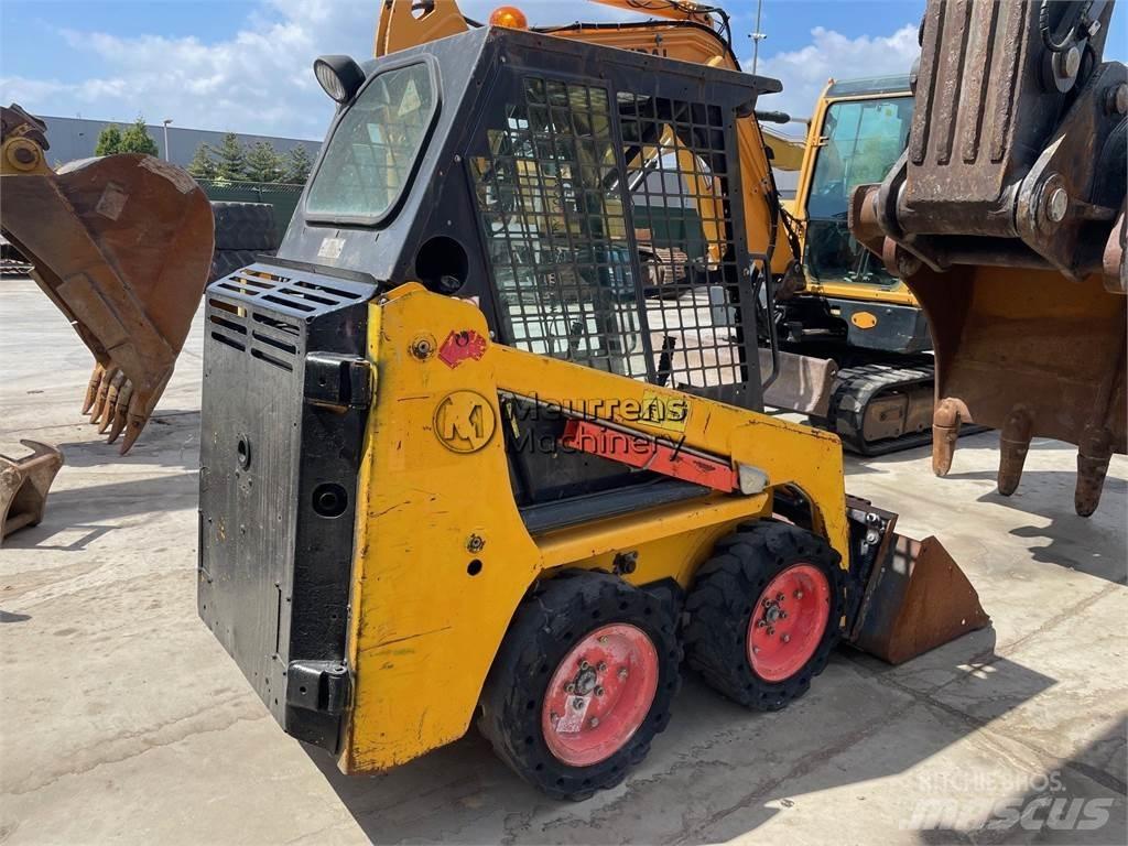 Bobcat S70 Iekrāvēji uz riteņiem