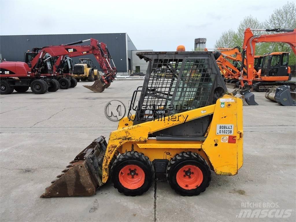 Bobcat S70 Iekrāvēji uz riteņiem