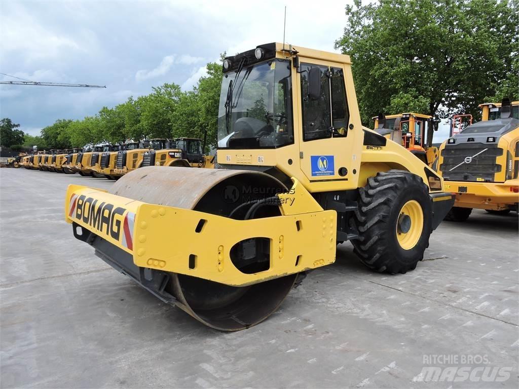 Bomag BW211D-4 Citi veltņi