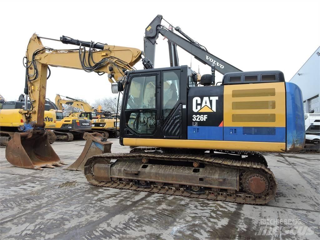 CAT 326F Kāpurķēžu ekskavatori