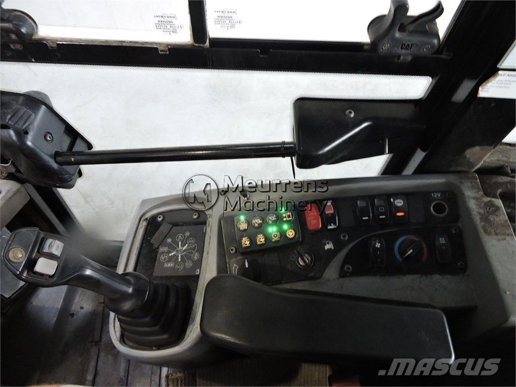 CAT 908M GERMAN Iekrāvēji uz riteņiem