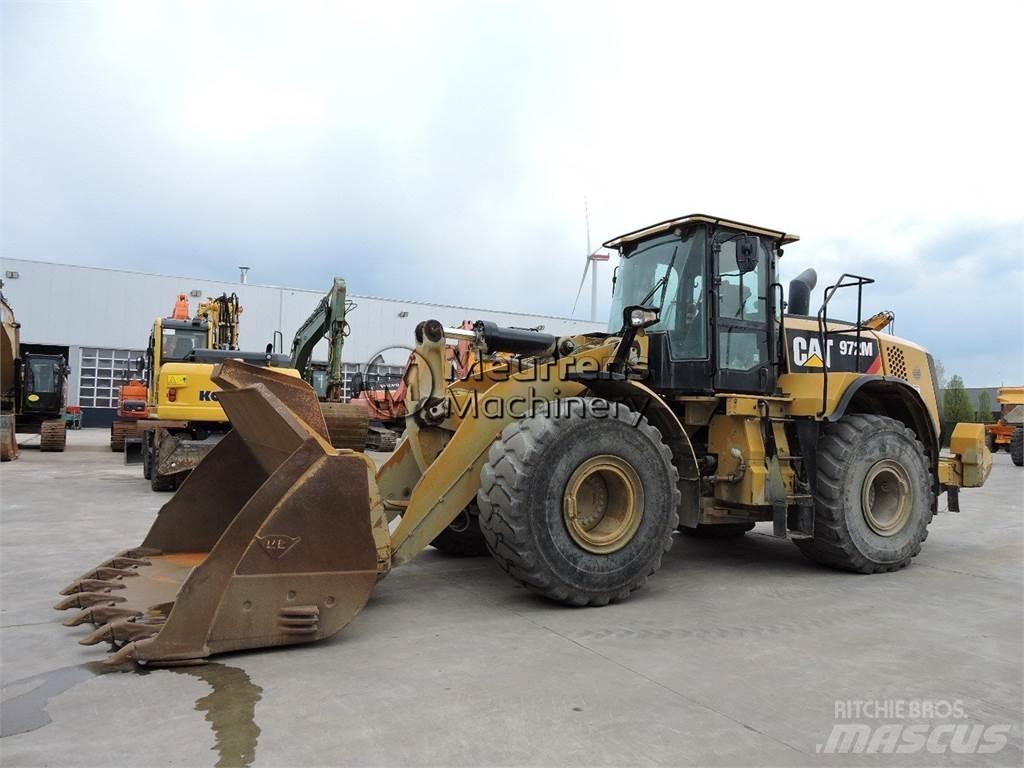CAT 972M Iekrāvēji uz riteņiem