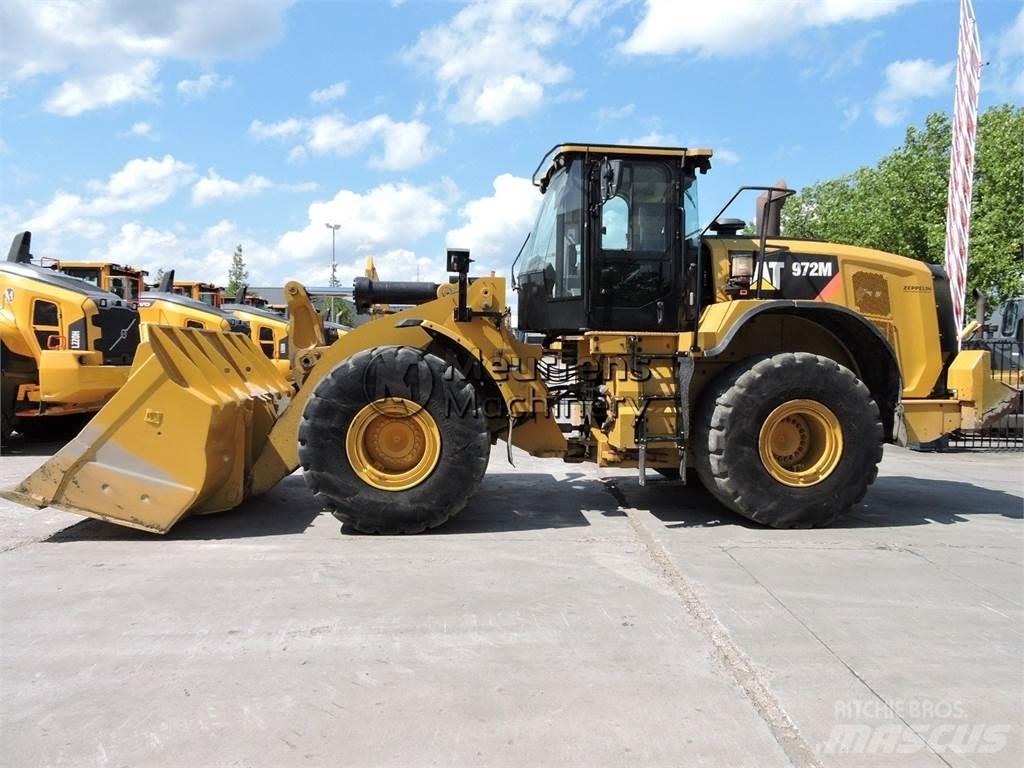 CAT 972M Iekrāvēji uz riteņiem