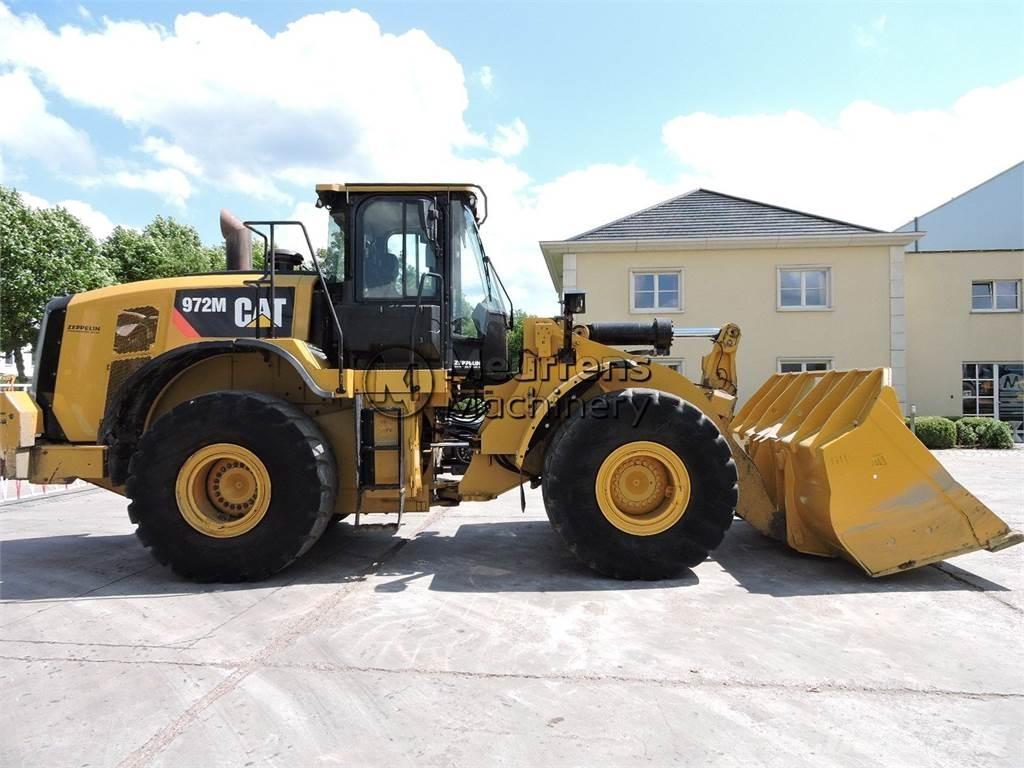 CAT 972M Iekrāvēji uz riteņiem