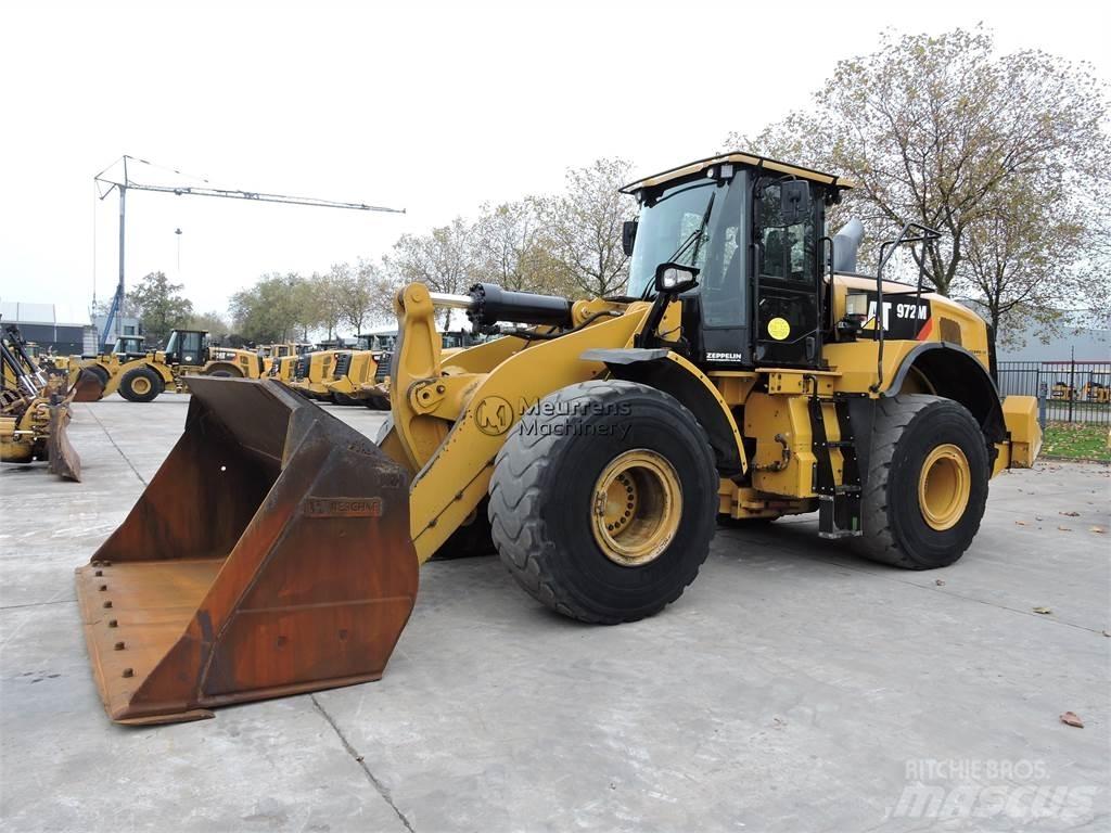 CAT 972M Iekrāvēji uz riteņiem
