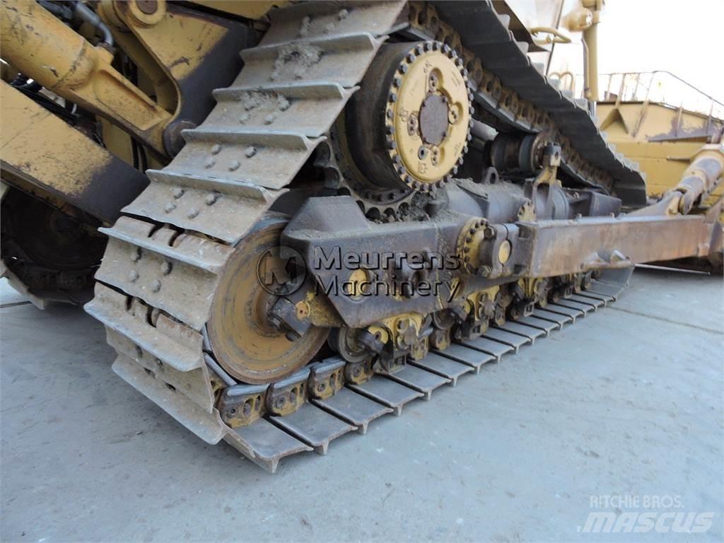 CAT D8T GERMAN Buldozeri