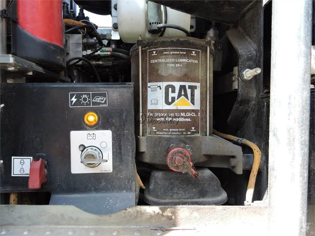 CAT M315 Ekskavatori uz riteņiem