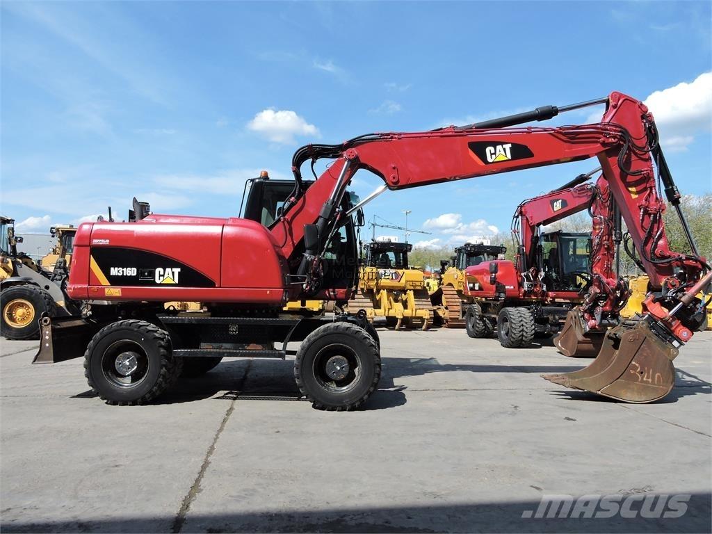 CAT M316D ROTOTILT Ekskavatori uz riteņiem