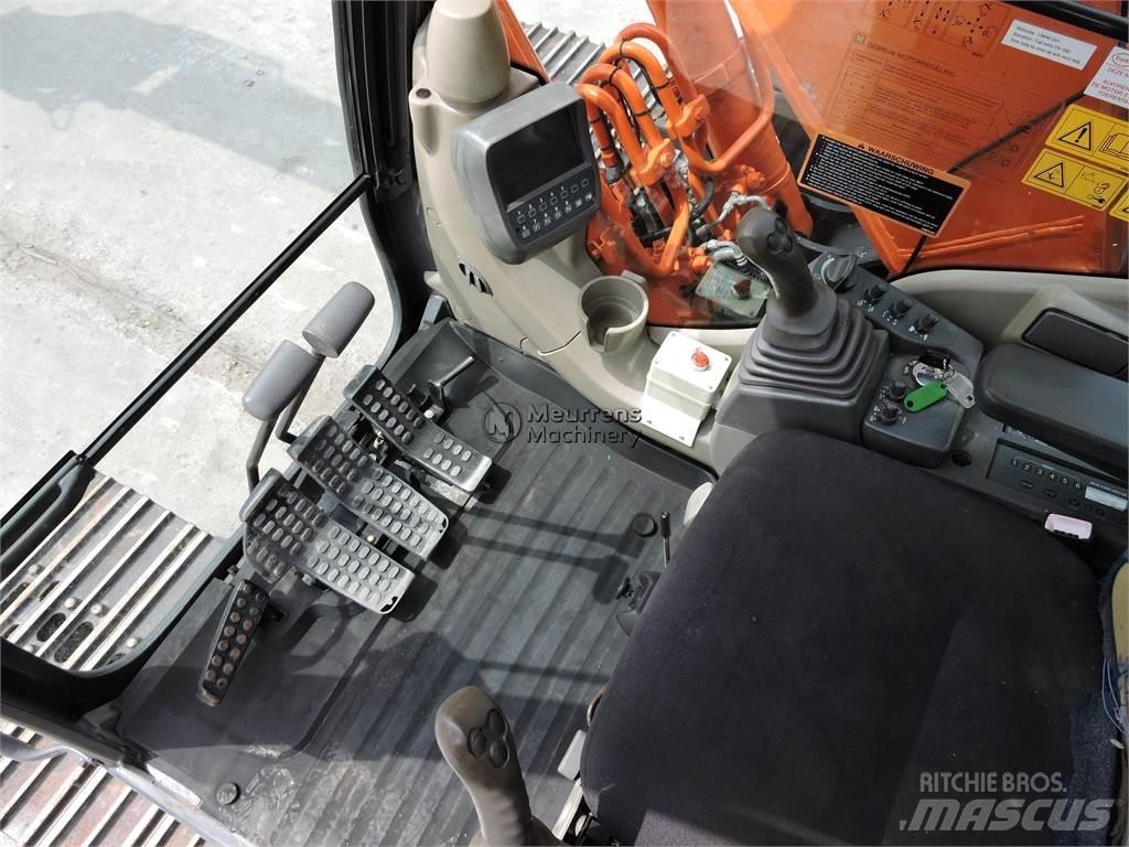 Hitachi ZX180 Kāpurķēžu ekskavatori