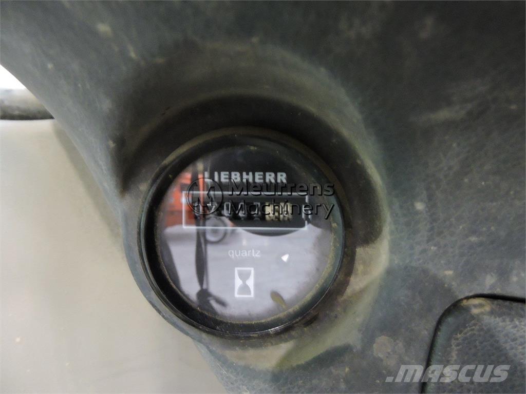 Liebherr A312 Ekskavatori uz riteņiem