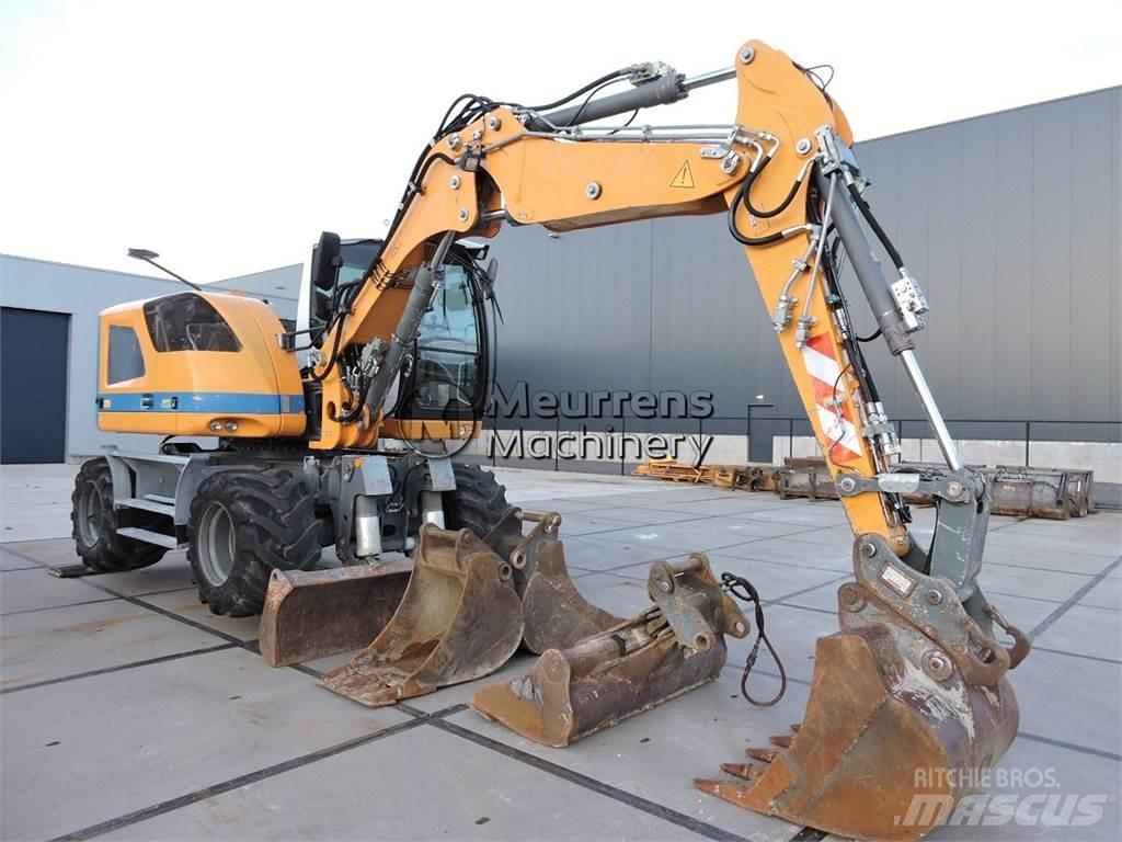 Liebherr A910 Ekskavatori uz riteņiem
