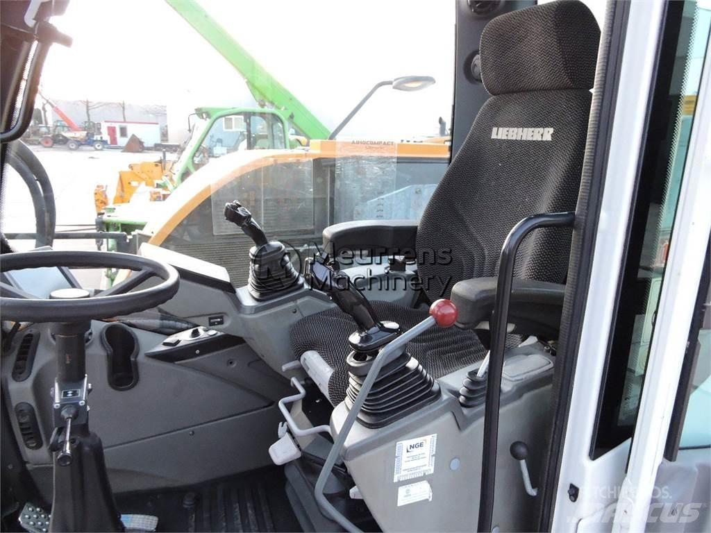 Liebherr A910 Ekskavatori uz riteņiem