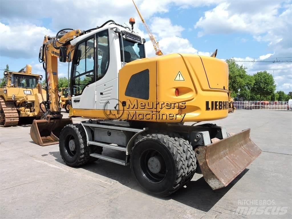 Liebherr A918 Ekskavatori uz riteņiem
