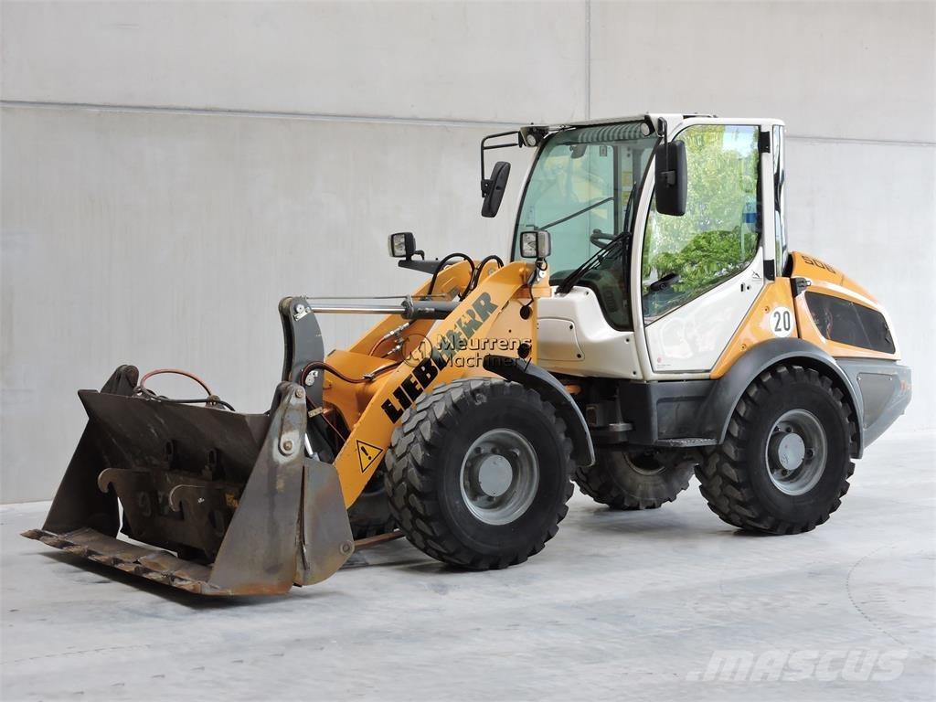 Liebherr L506 + FORK Iekrāvēji uz riteņiem