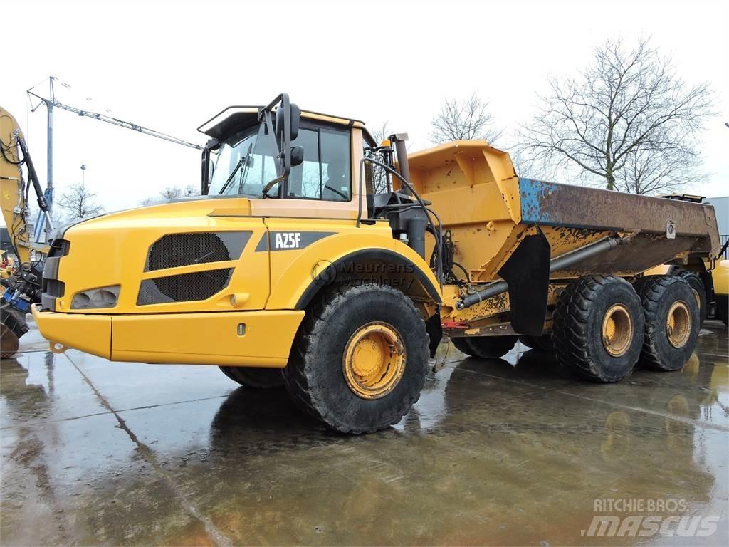 Volvo A25F Artikulētie pašizgāzēji