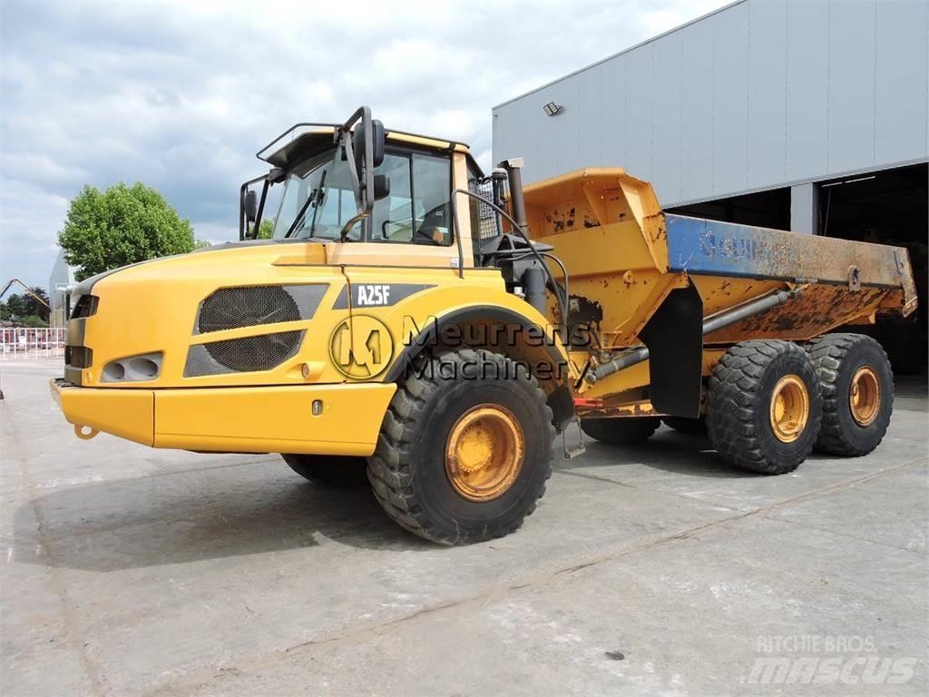 Volvo A25F Artikulētie pašizgāzēji
