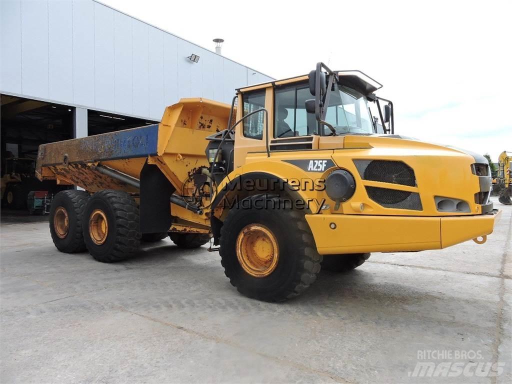 Volvo A25F Artikulētie pašizgāzēji