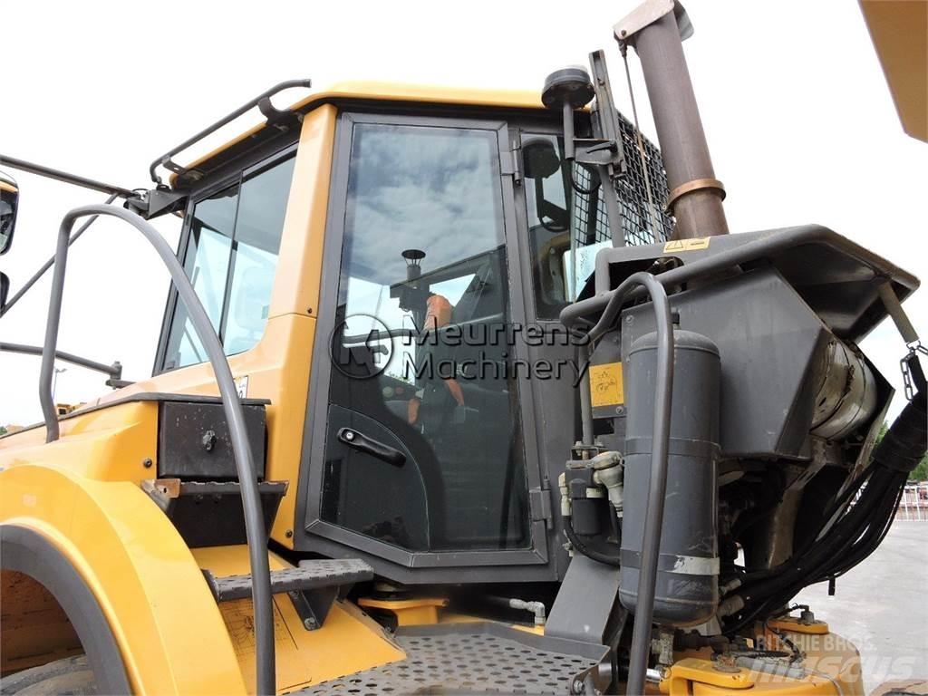 Volvo A25F Artikulētie pašizgāzēji