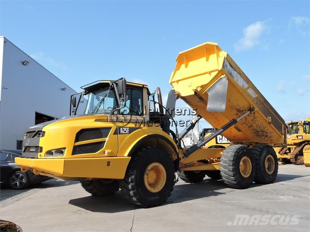 Volvo A25F Artikulētie pašizgāzēji
