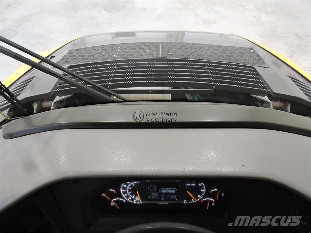 Volvo A30F Artikulētie pašizgāzēji