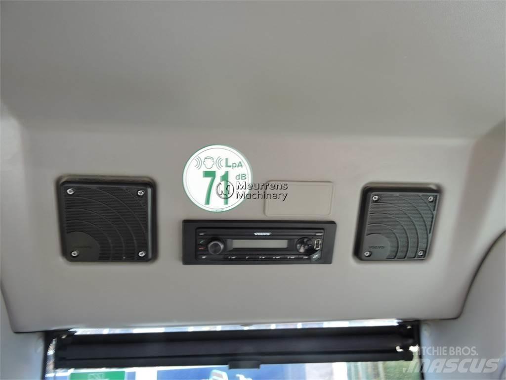 Volvo ECR235EL Kāpurķēžu ekskavatori