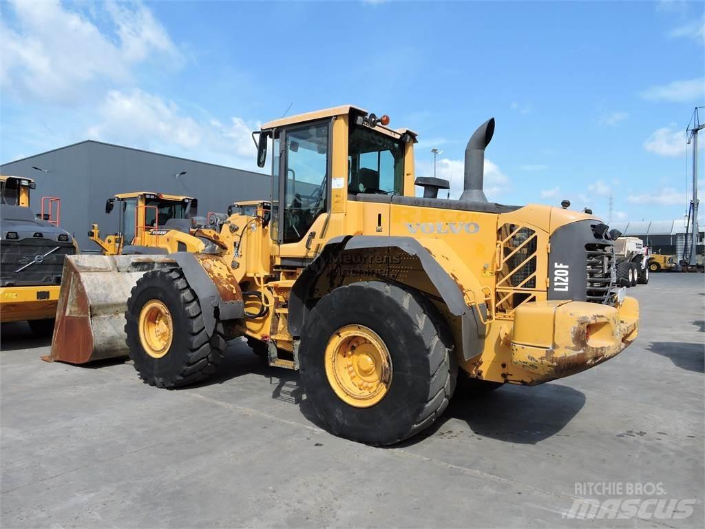 Volvo L120F Iekrāvēji uz riteņiem