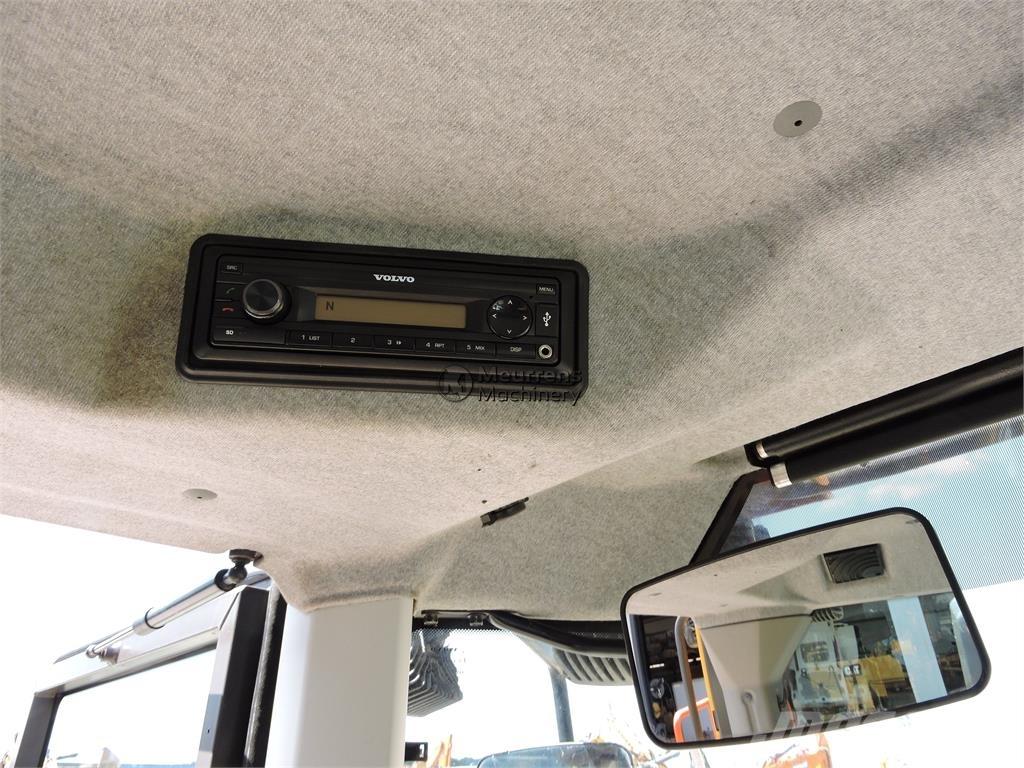 Volvo L120H Iekrāvēji uz riteņiem