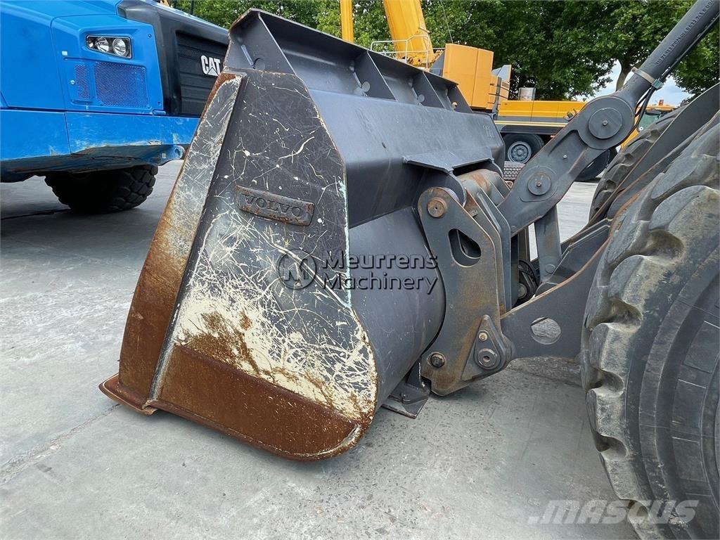 Volvo L150H Iekrāvēji uz riteņiem