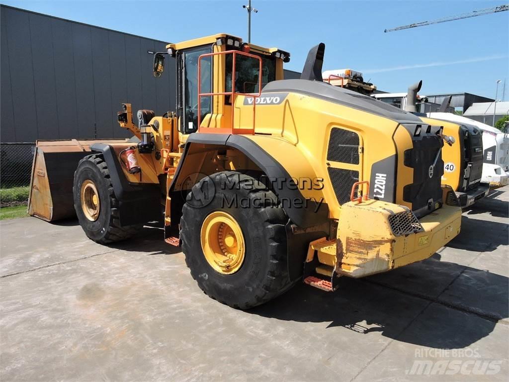 Volvo L220H Iekrāvēji uz riteņiem