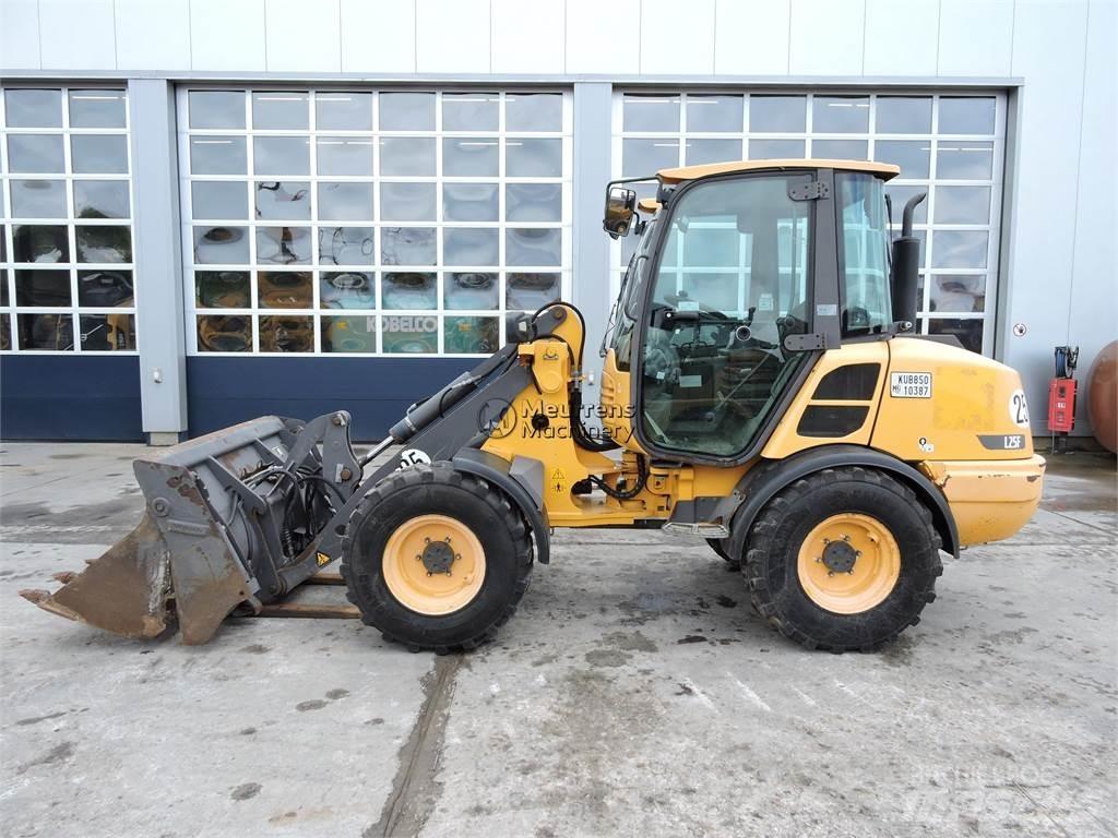 Volvo L25F Iekrāvēji uz riteņiem