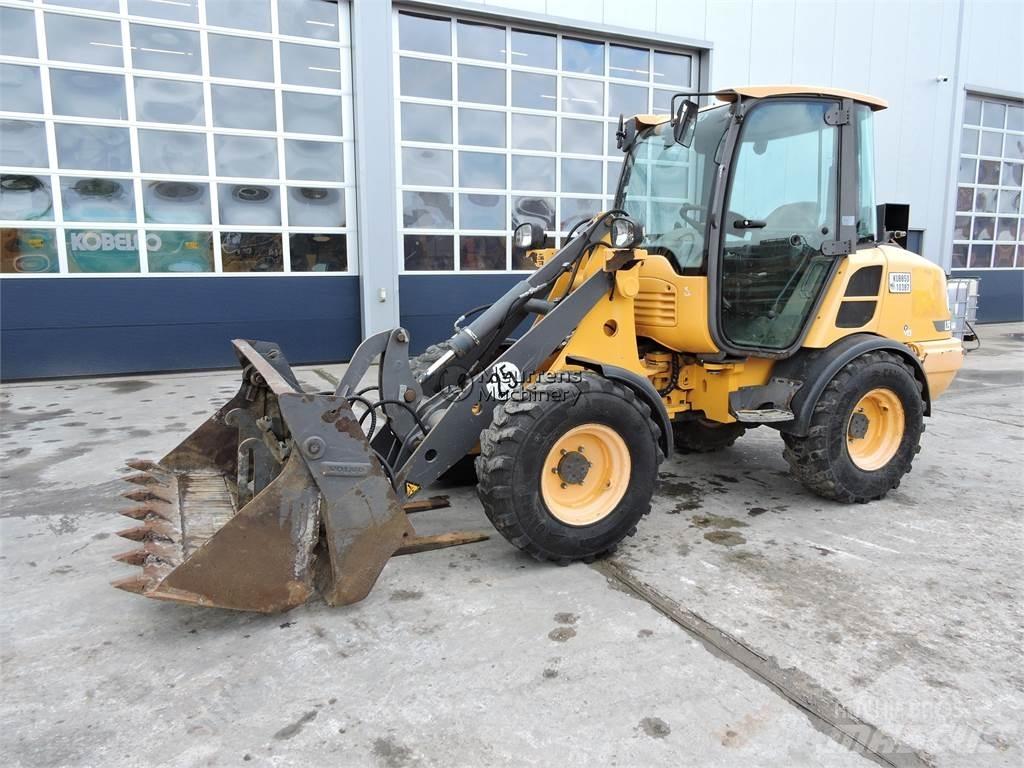 Volvo L25F Iekrāvēji uz riteņiem