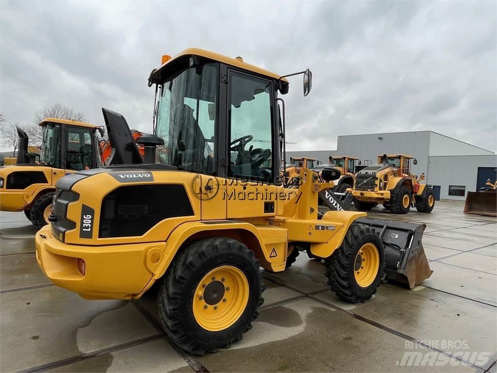 Volvo L30G Iekrāvēji uz riteņiem