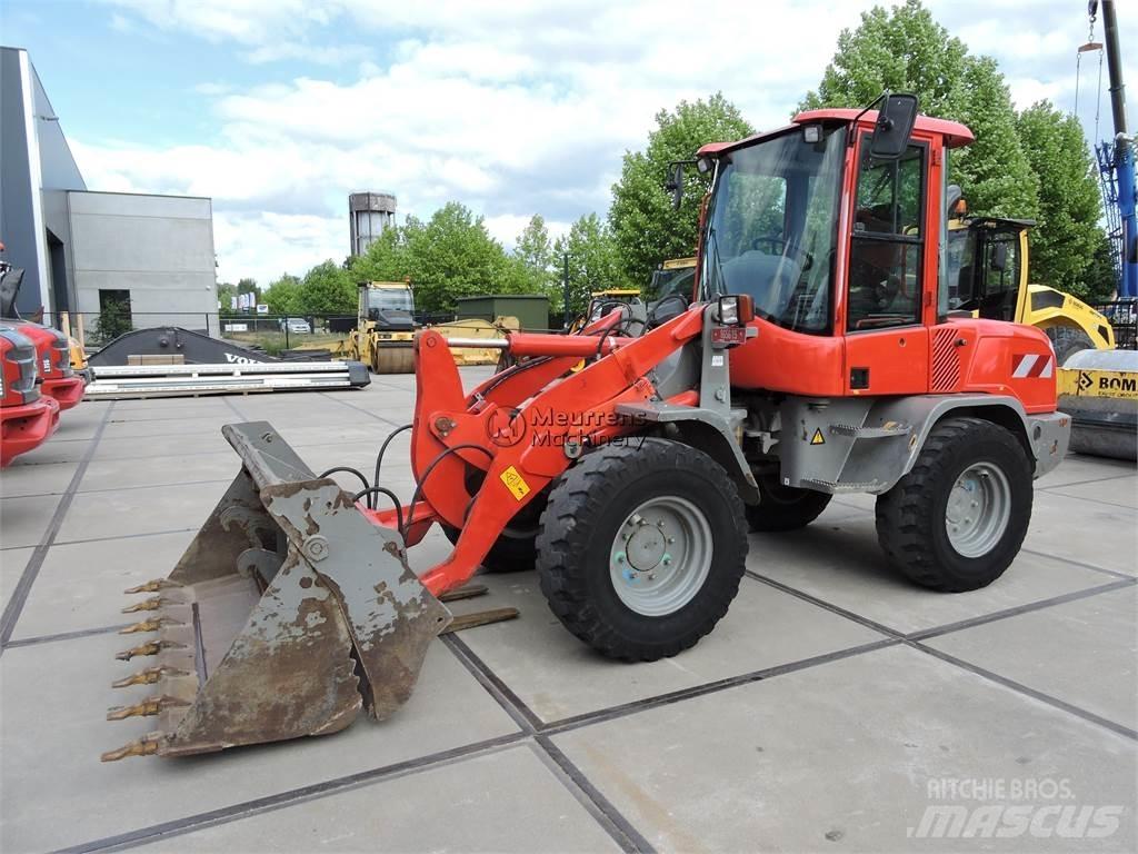 Volvo L30G Iekrāvēji uz riteņiem