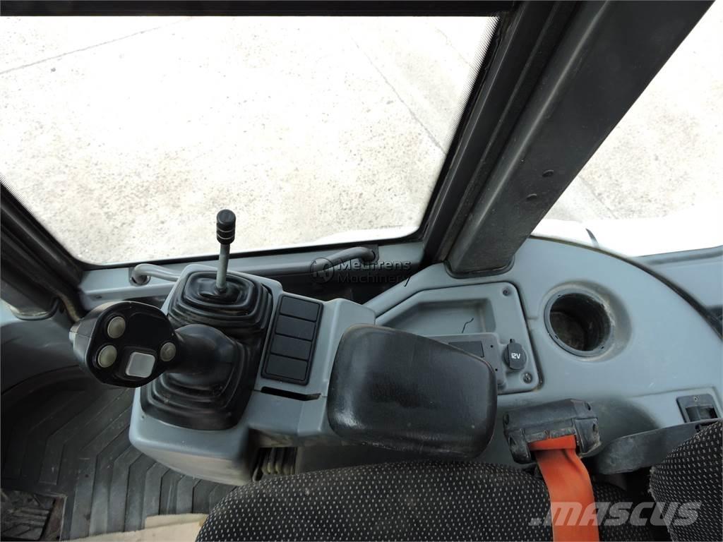 Volvo L30G + FORK Iekrāvēji uz riteņiem