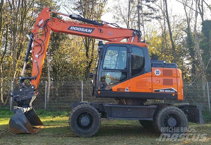Doosan DX 165 WR-7 Ekskavatori uz riteņiem