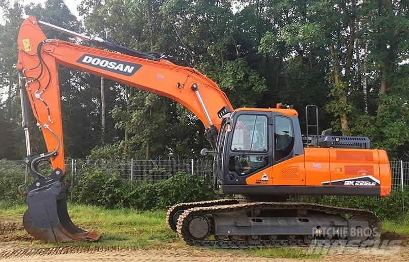 Doosan DX 225 LC-7 Kāpurķēžu ekskavatori