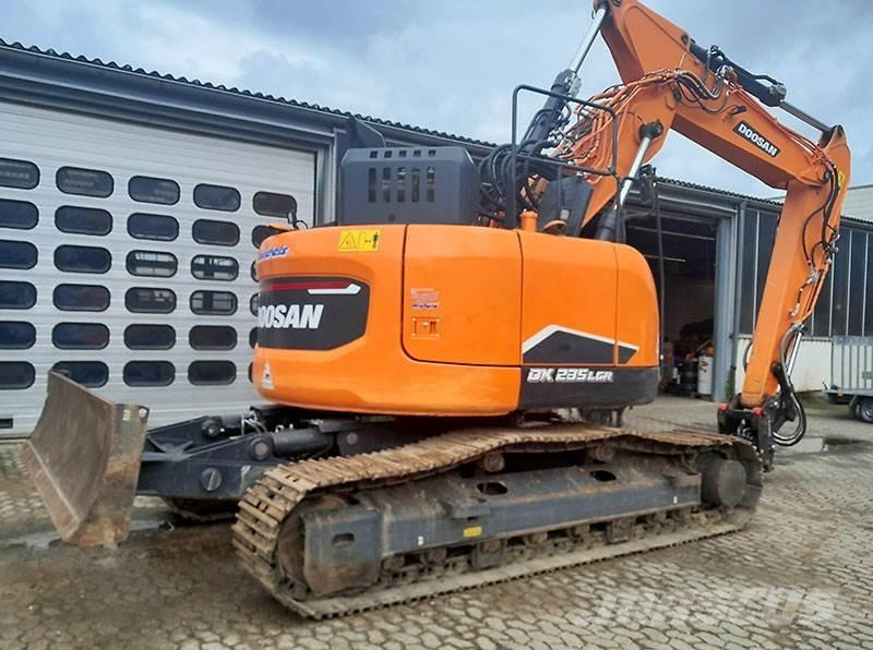 Doosan DX 235 LCR-7 Kāpurķēžu ekskavatori
