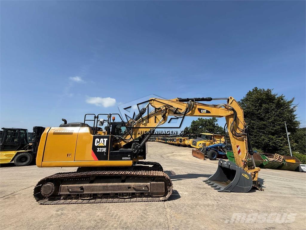 CAT 323 EL Kāpurķēžu ekskavatori