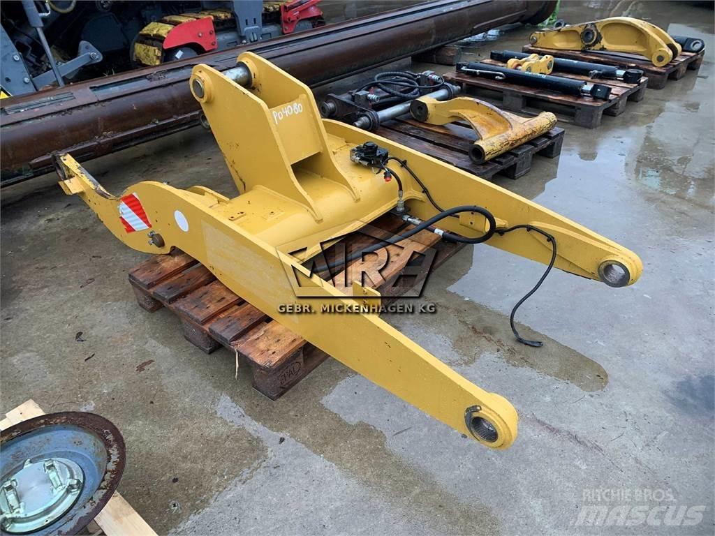 CAT 907 H Strēles un kausi