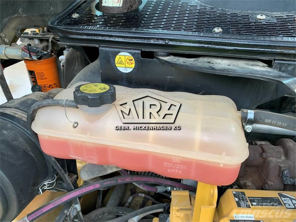CAT 907H2 Iekrāvēji uz riteņiem