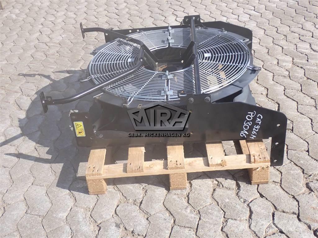 CAT 926 M/ Lüfter Dzinēji