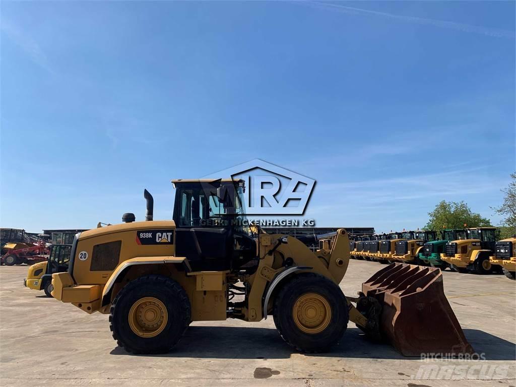 CAT 938K Iekrāvēji uz riteņiem