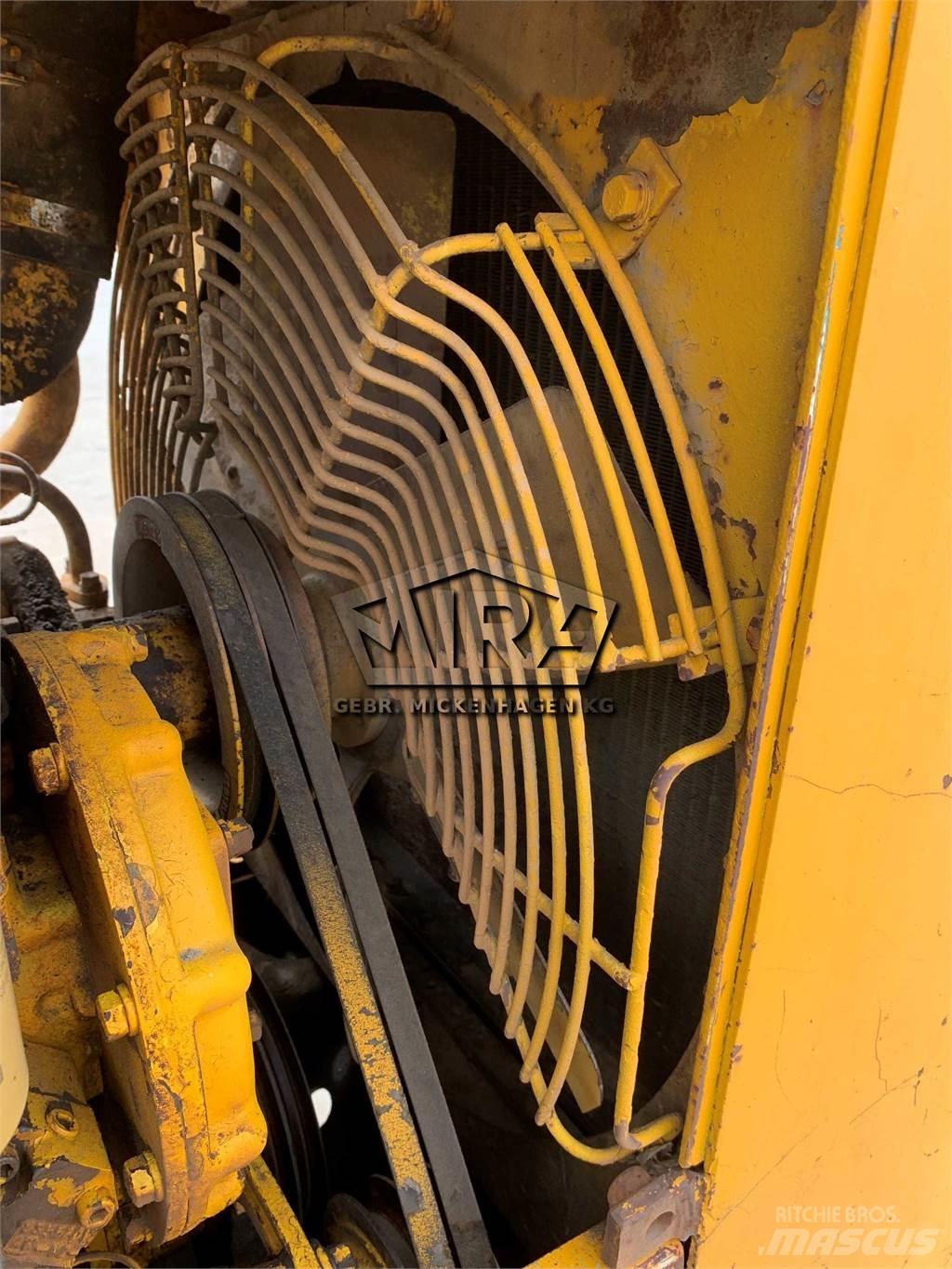 CAT 941 Kāpurķēžu iekrāvēji