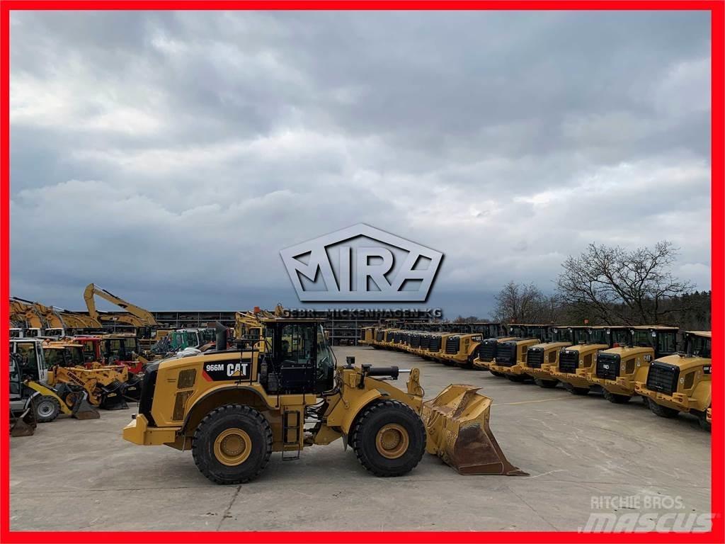 CAT 966M Iekrāvēji uz riteņiem